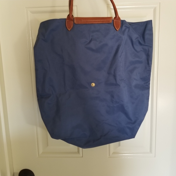 Blue Longchamp Paris LesPliages bag - Picture 2 of 7